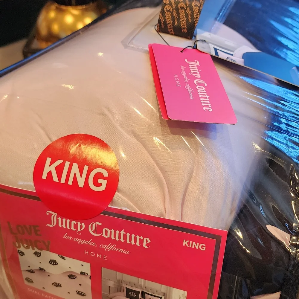 Juicy Couture Reversible 8 Piece King Size Designer Bed Set New